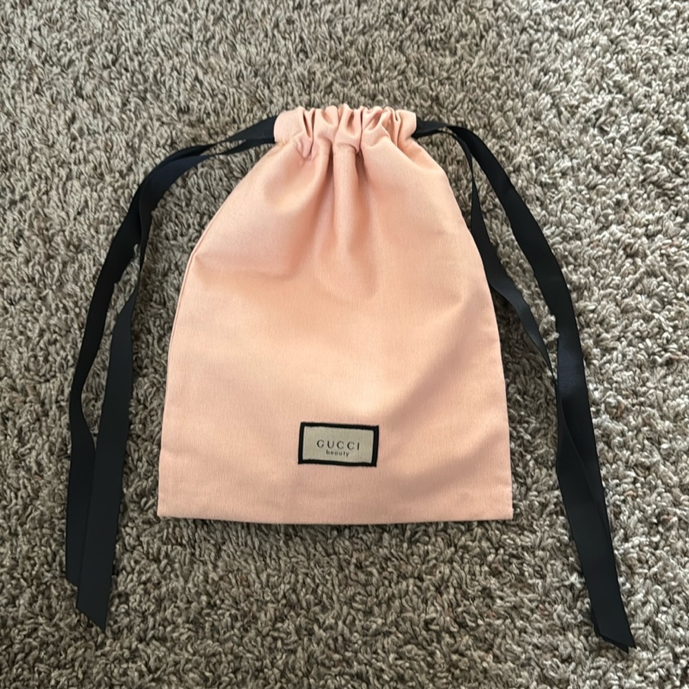 Gucci Beauty Cosmetic Drawstring Bag Pouch